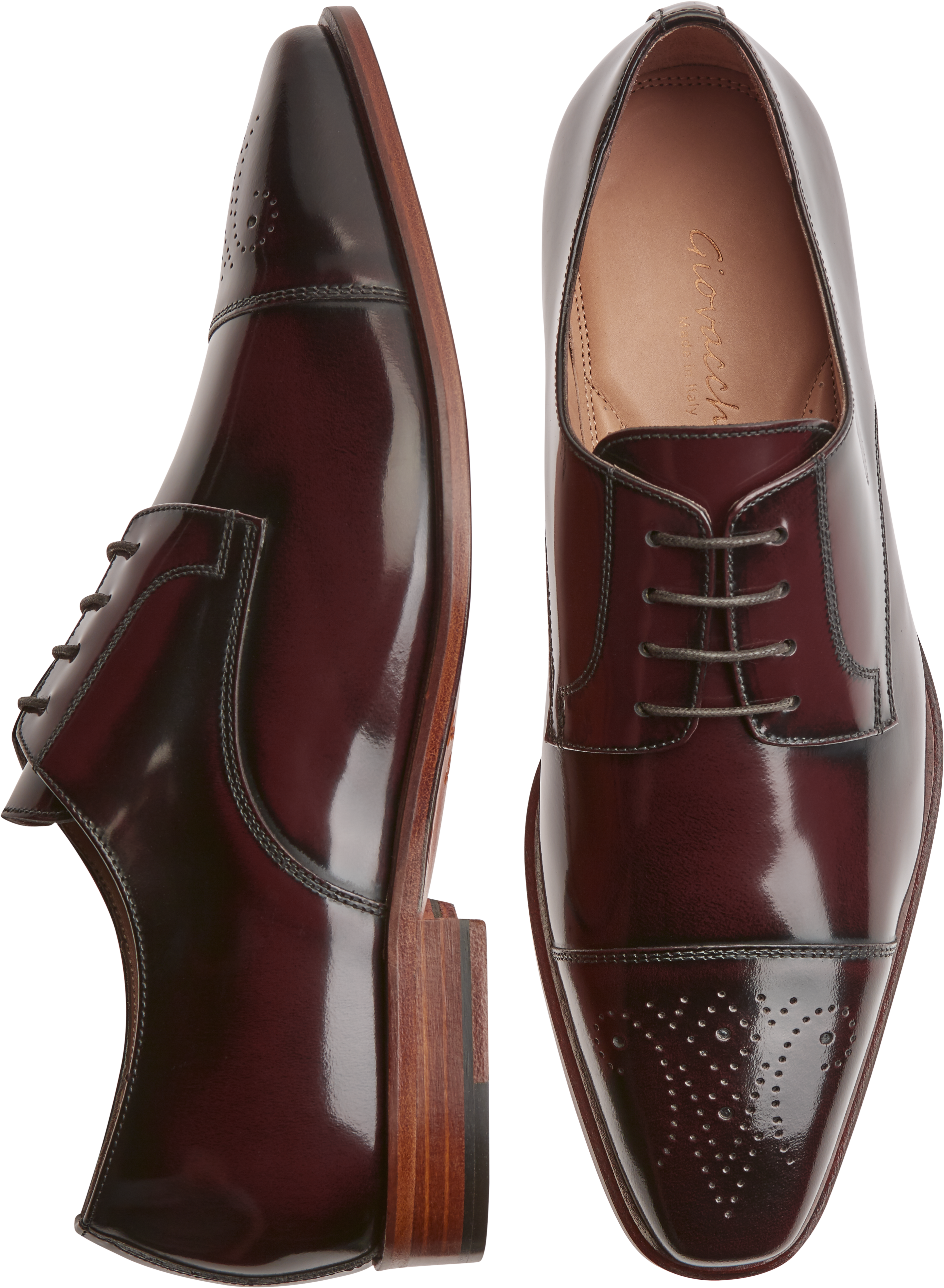 burgundy cap toe shoes