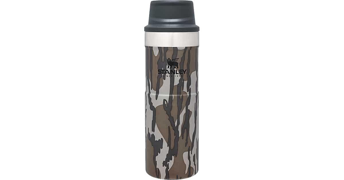 Stanley Classic TriggerAction 20Ounce Mug, Camouflage Men's