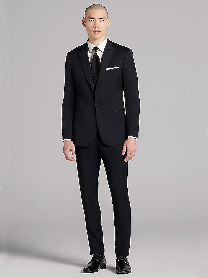 Vera Wang Black Peak Lapel Tux