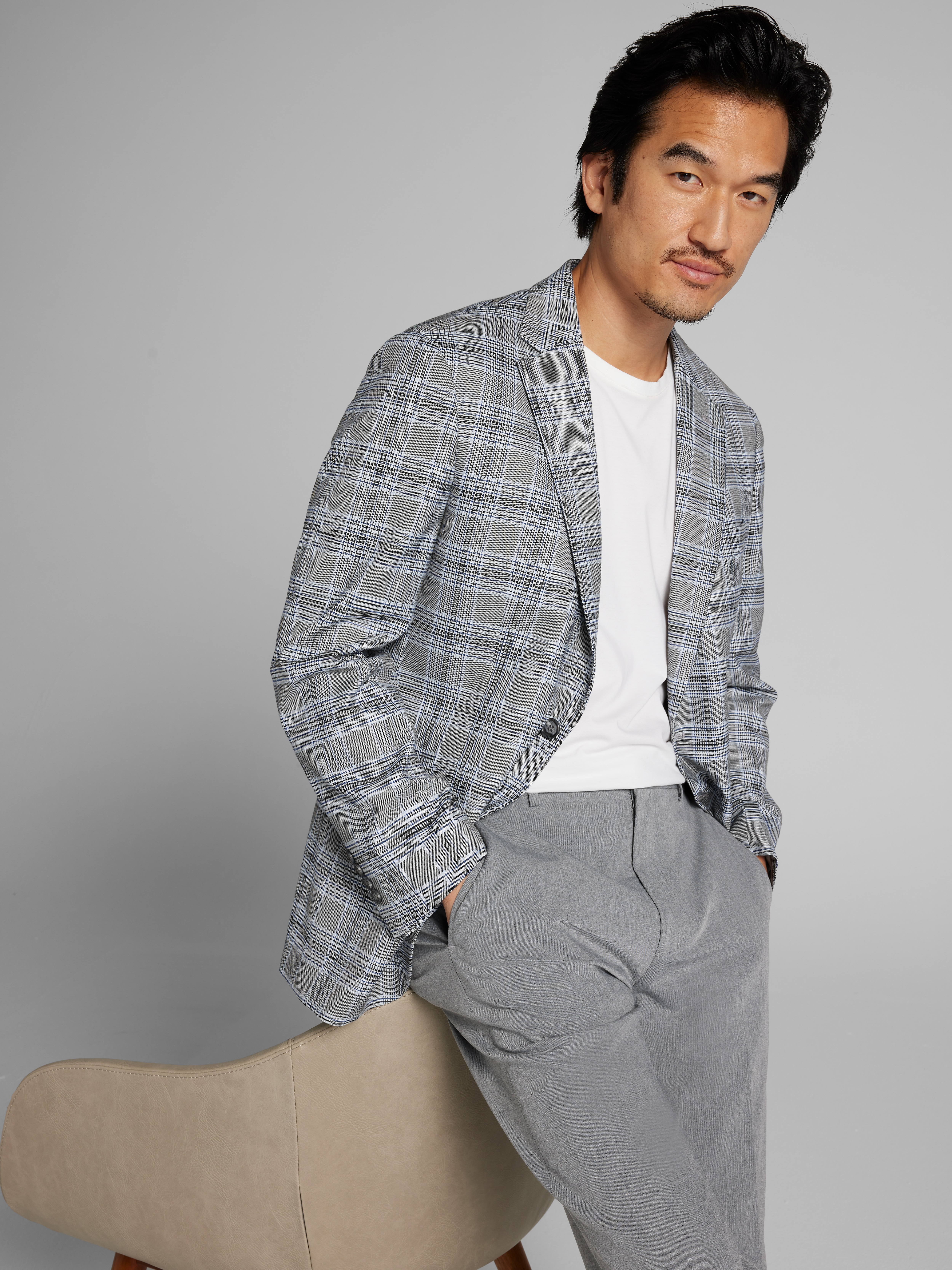 Modern Fit Plaid Sport Coat