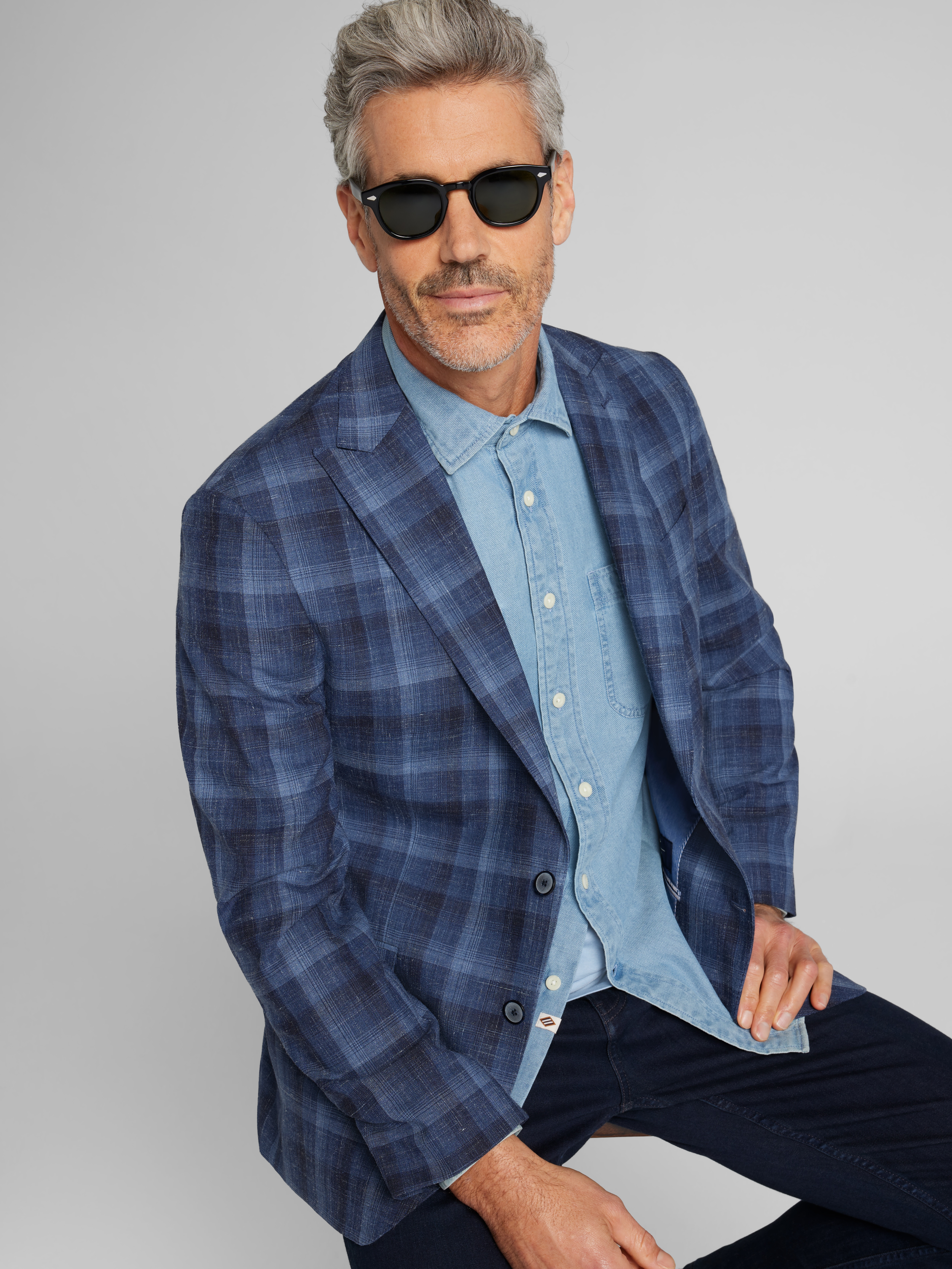 Modern Fit Plaid Sport Coat