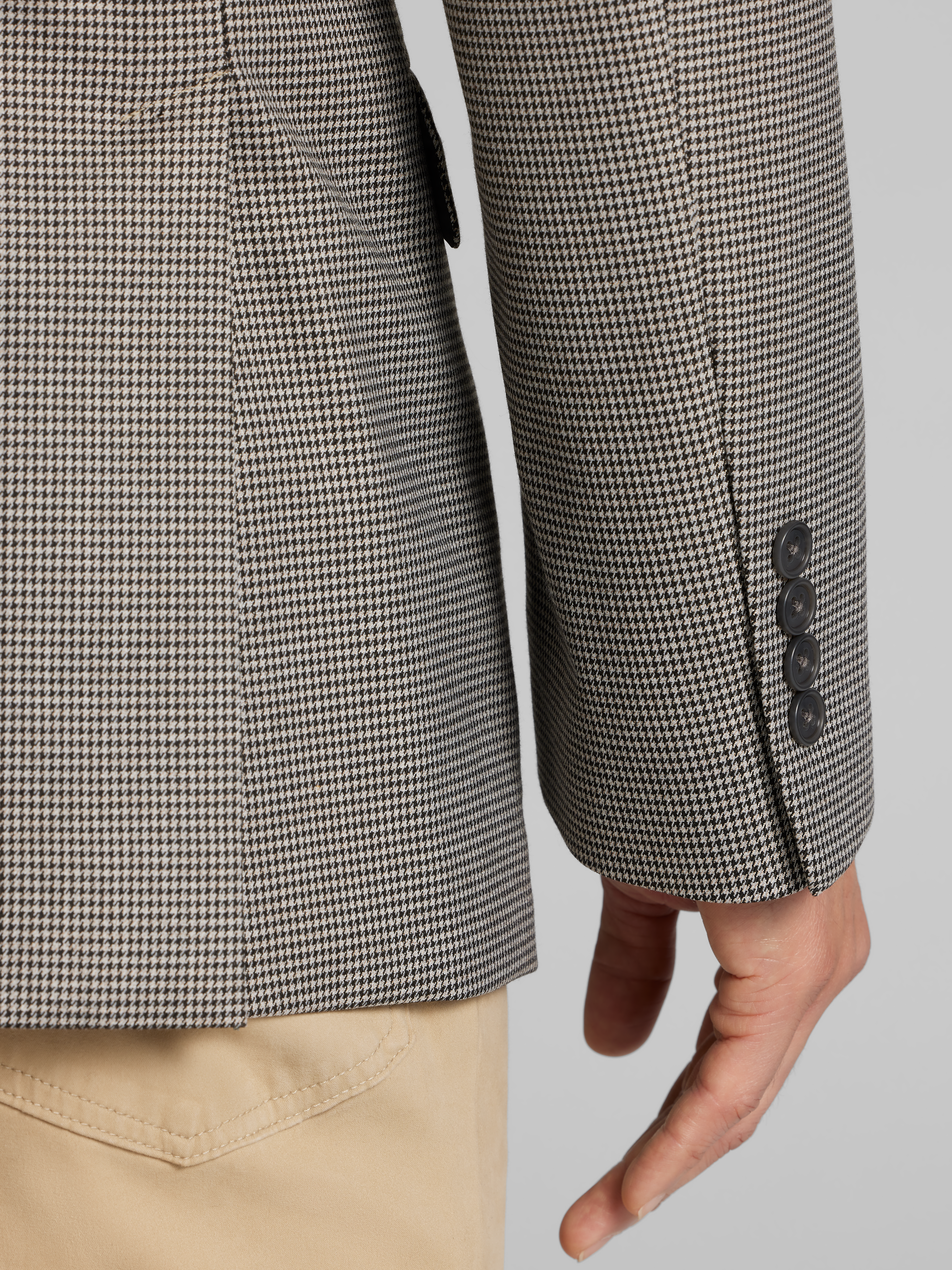 Modern Fit Houndstooth Sport Coat