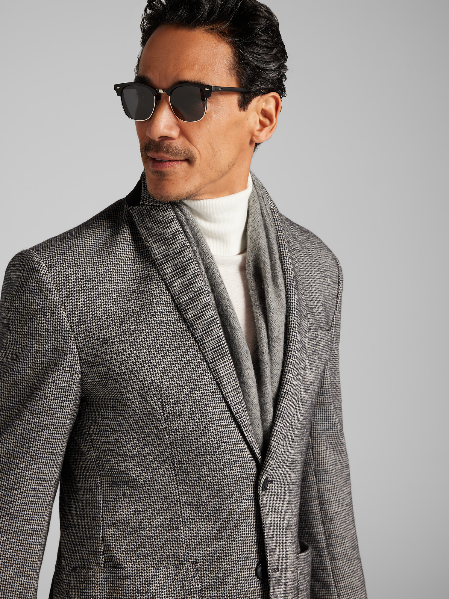 Modern Fit Houndstooth Sport Coat