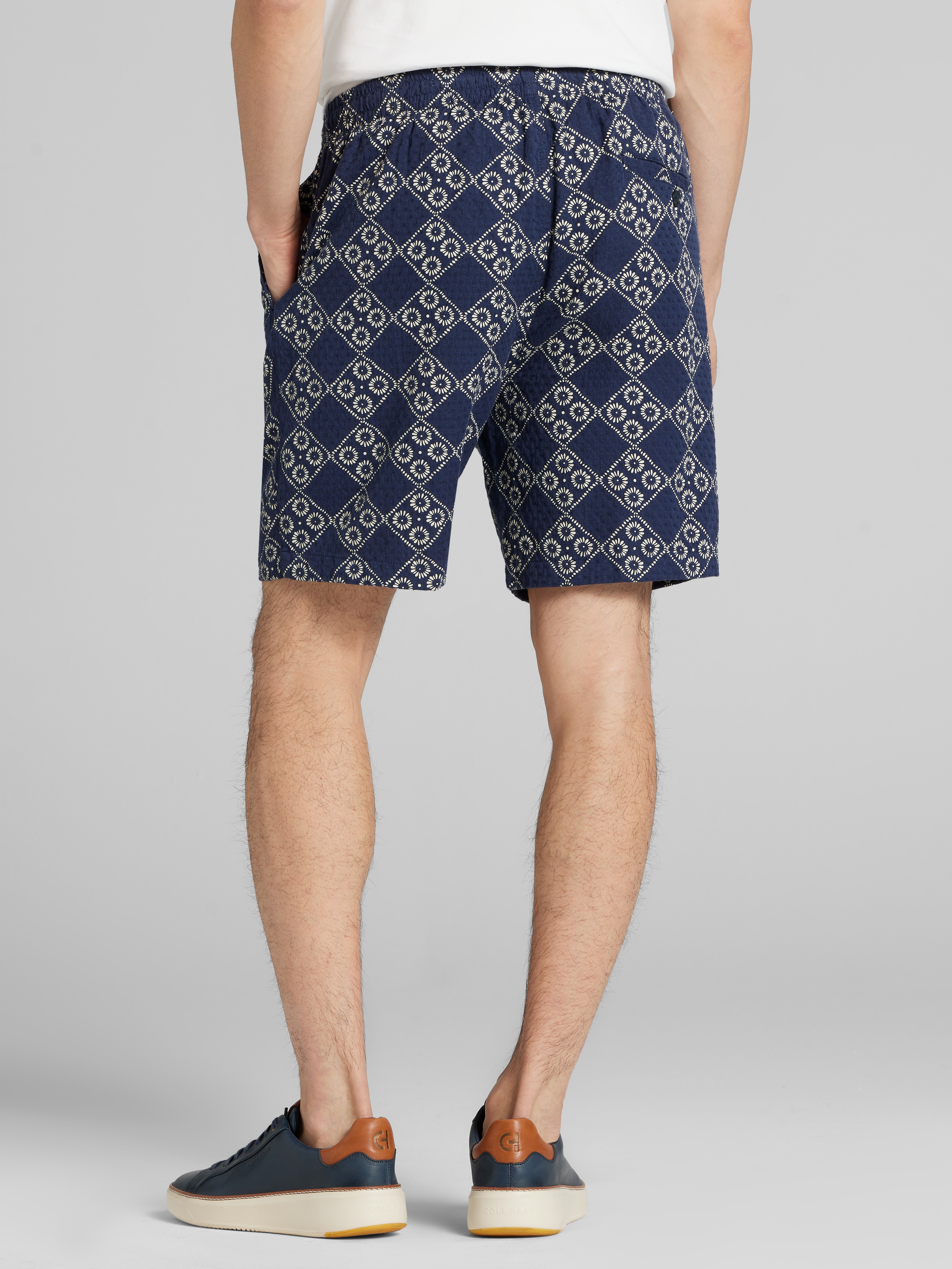 Modern Fit Diamond Dobby Shorts 7"