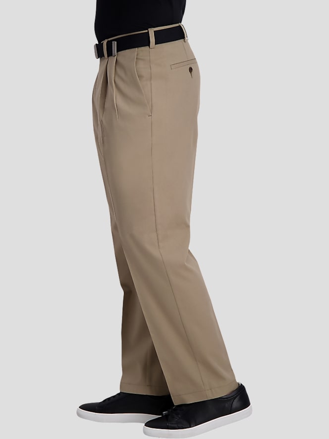 Haggar Cool Right&reg; Performance Flex Classic Fit Pleat Front Pant