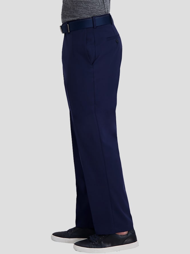 Haggar Cool Right&reg; Performance Flex Classic Fit Flat Front Pant