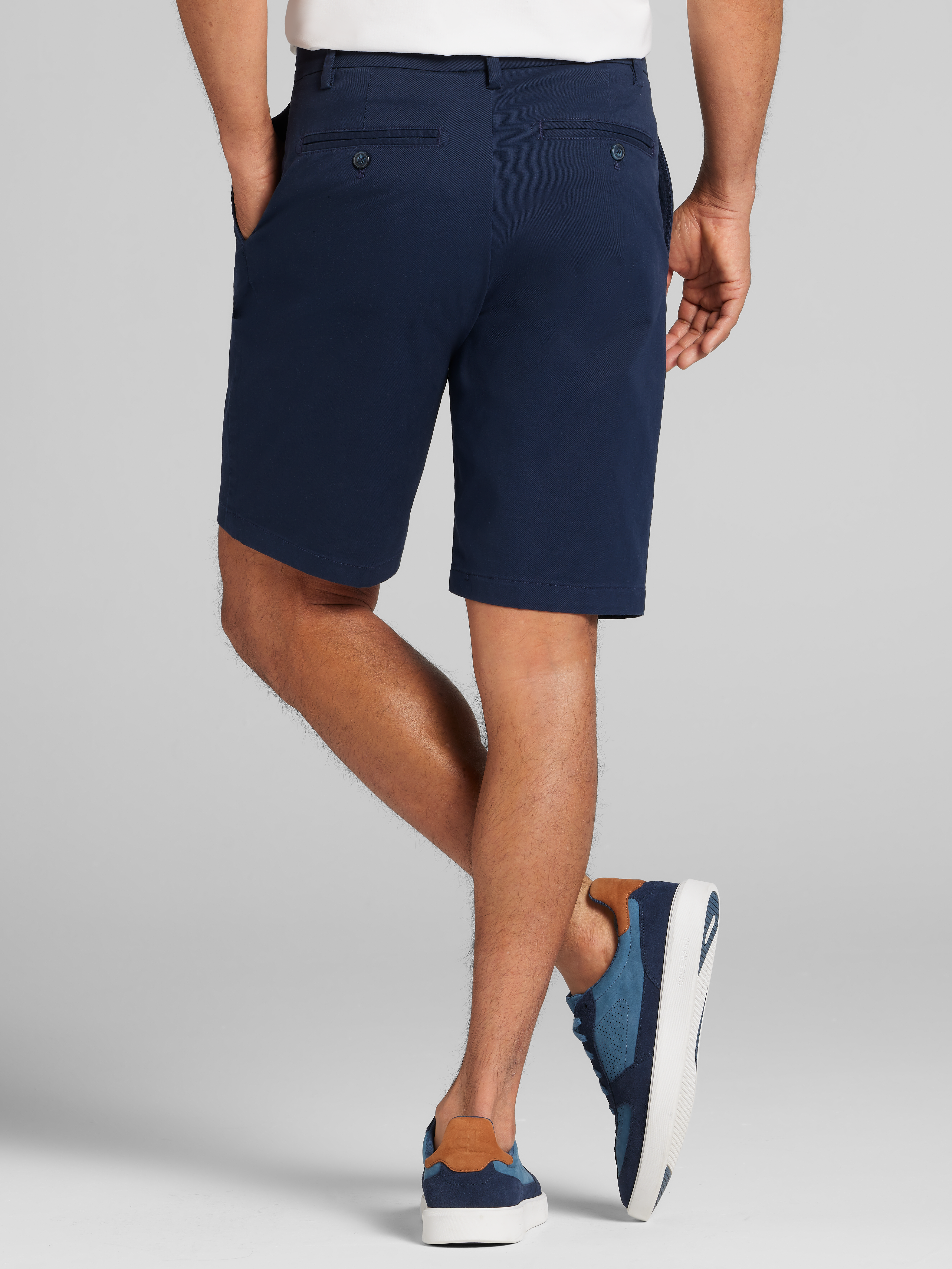 Modern Fit Stretch Chino Shorts