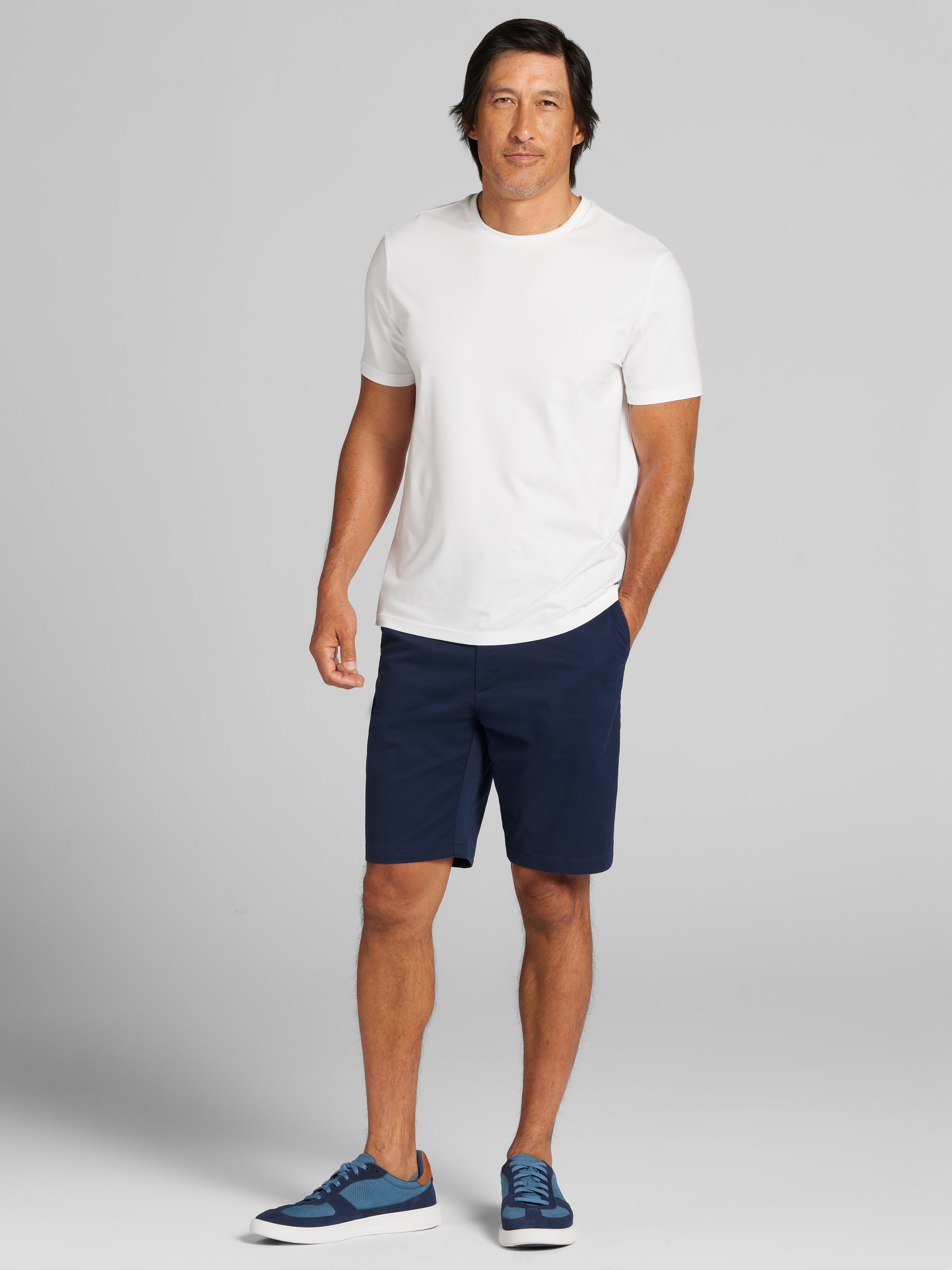 Modern Fit Stretch Chino Shorts