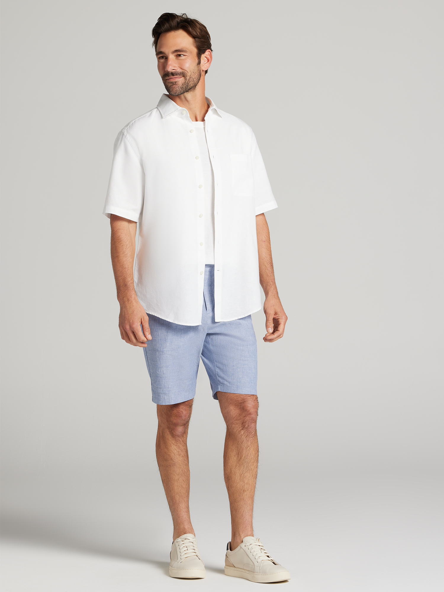 Modern Fit Linen-Blend Stretch Shorts 9"