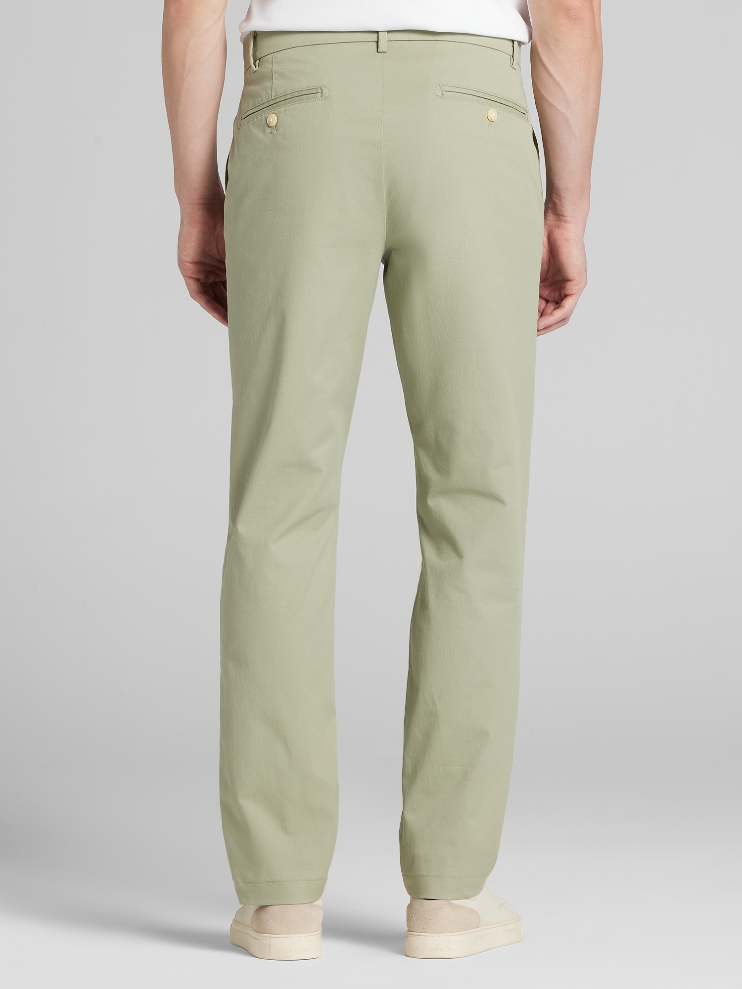 Modern Fit Comfort Stretch Chinos