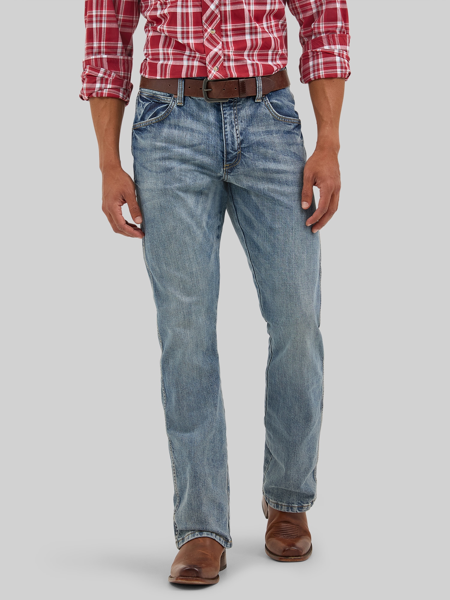 Wrangler Retro Slim Fit Bootcut Jeans In Greeley