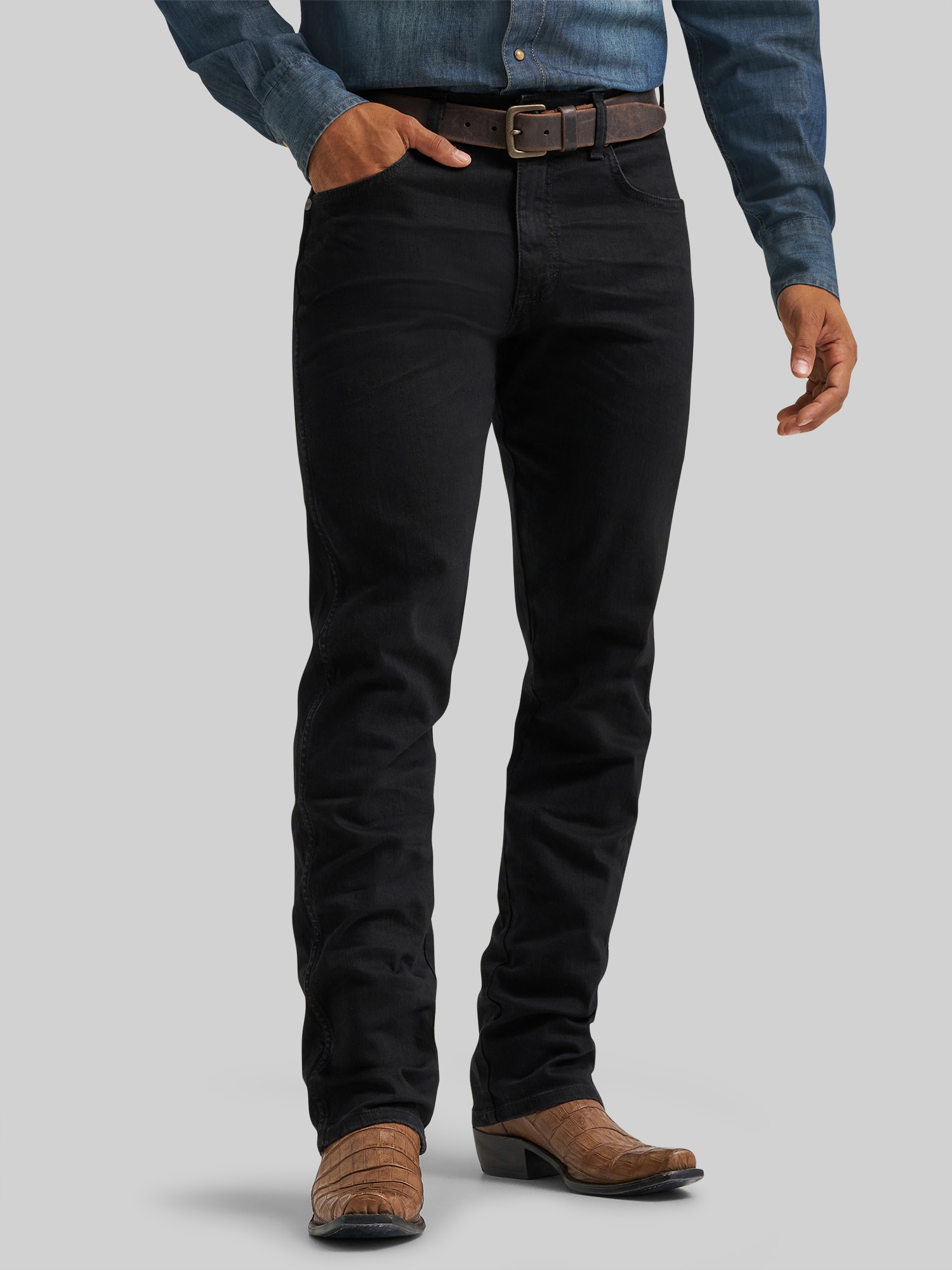 Wrangler Big & Tall Men's Retro Slim Fit Straight Leg Jean In Blackwell