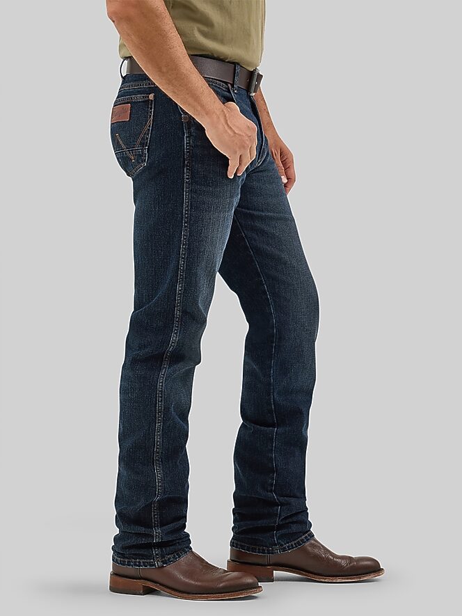 Wrangler Retro Slim Fit Straight Leg Jeans
