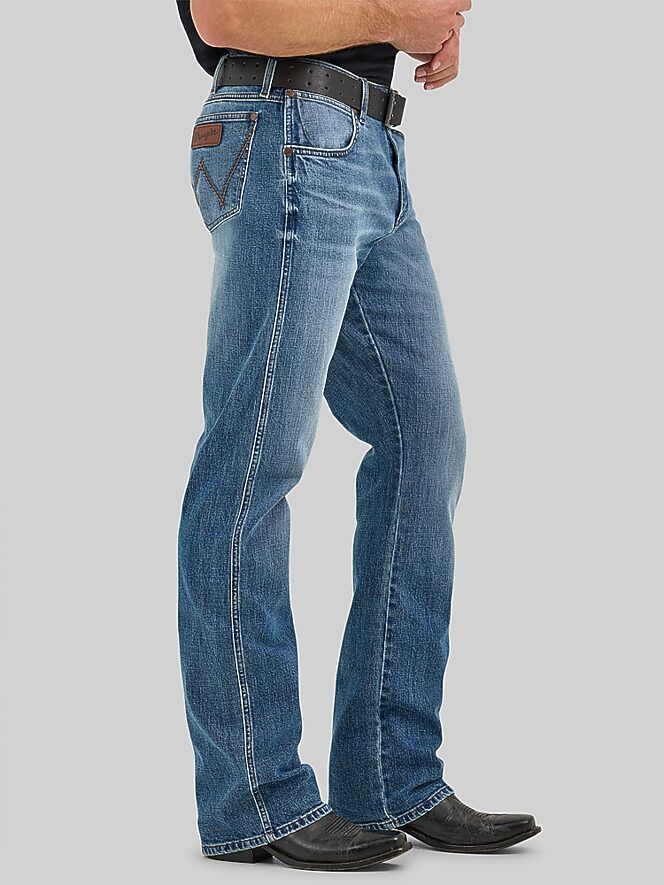 Wrangler Retro Relaxed Fit Bootcut Jean