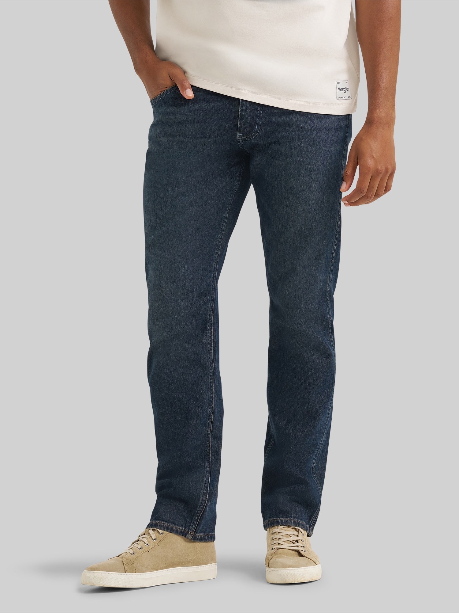 Wrangler Greensboro Regular Fit Straight Jeans In Faded