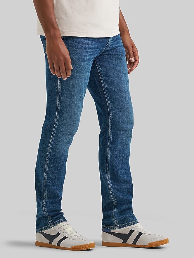Wrangler Greensboro Regular Fit Straight Jeans