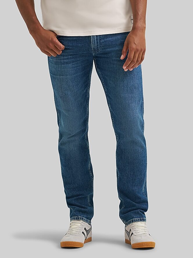 Wrangler Greensboro Regular Fit Straight Jeans