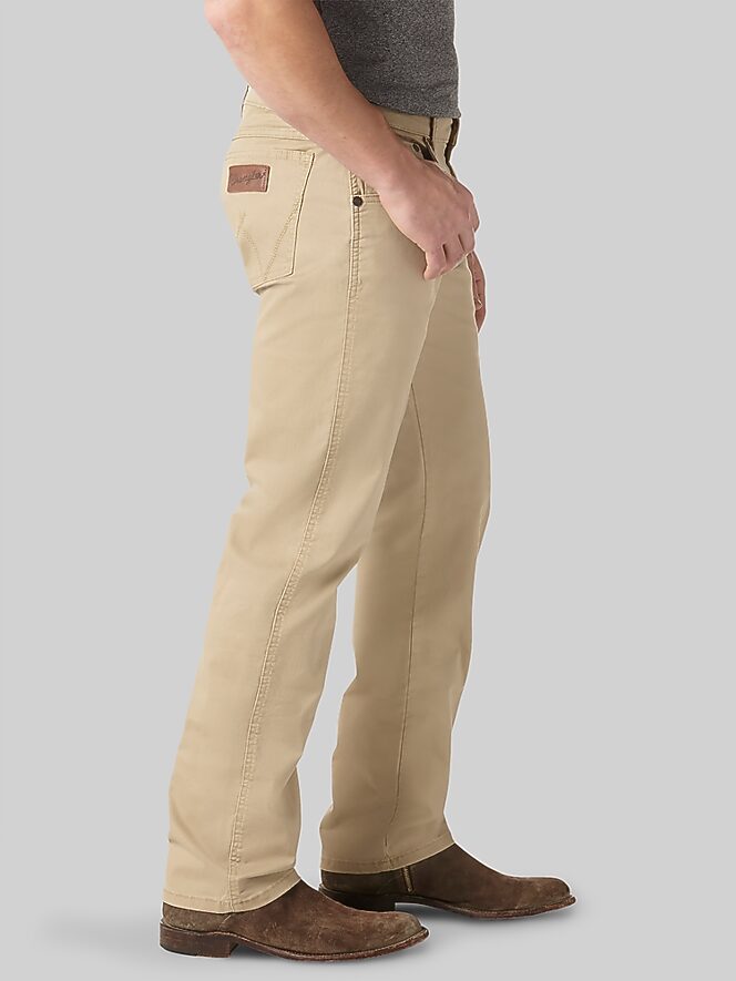 Wrangler Retro Slim Fit Straight Leg Pants