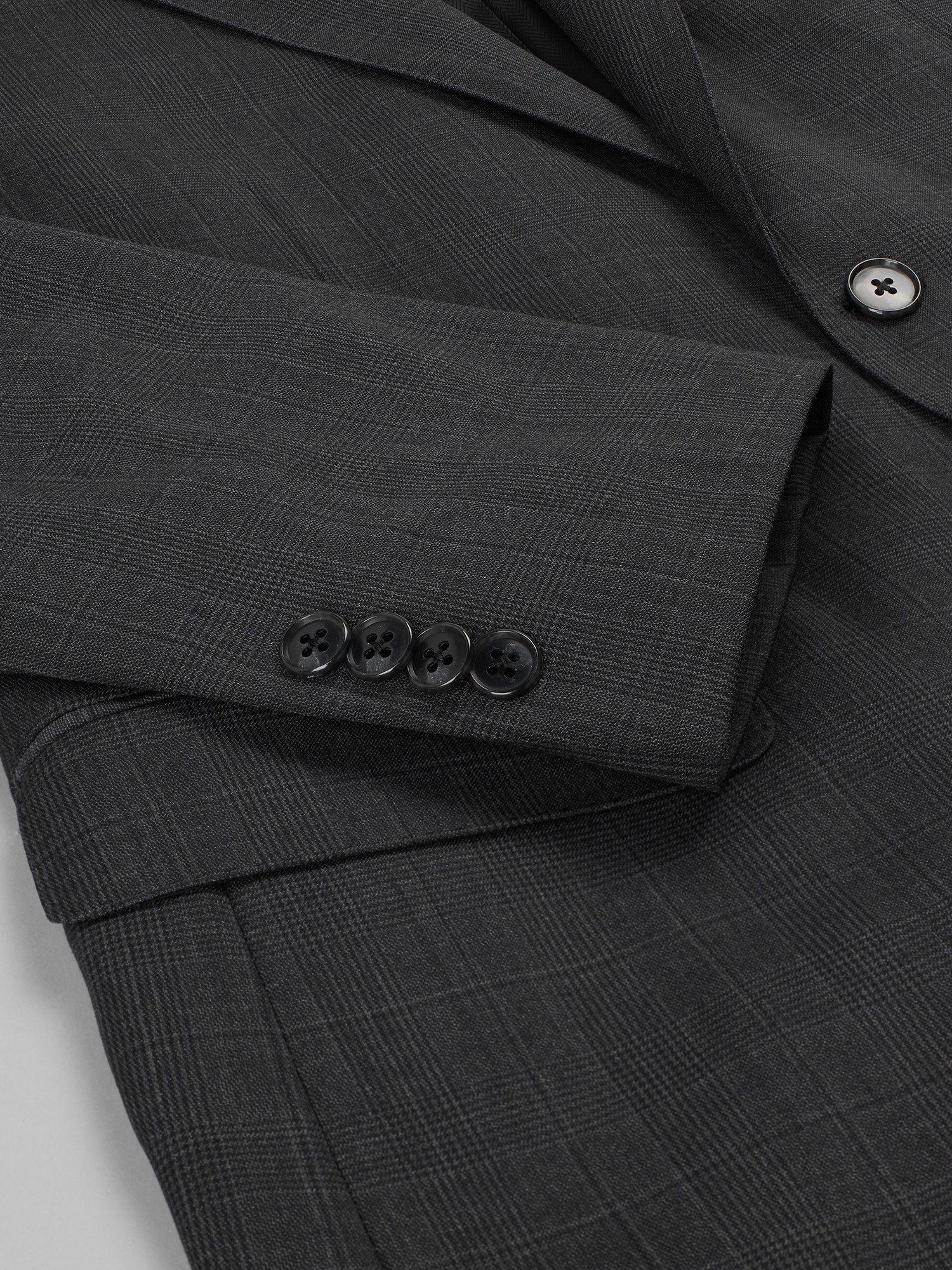 Classic Fit Plaid Suit Jacket