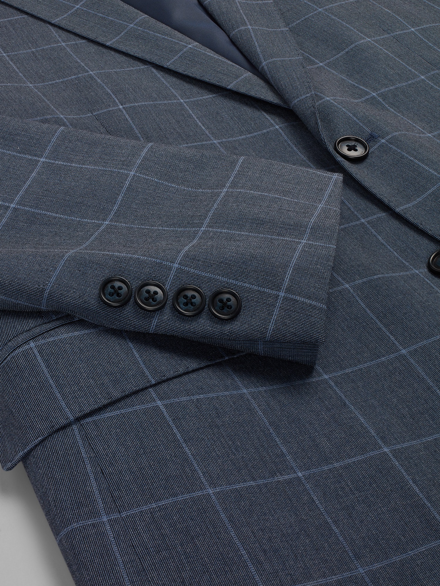 Modern Fit Windowpane Plaid Suit