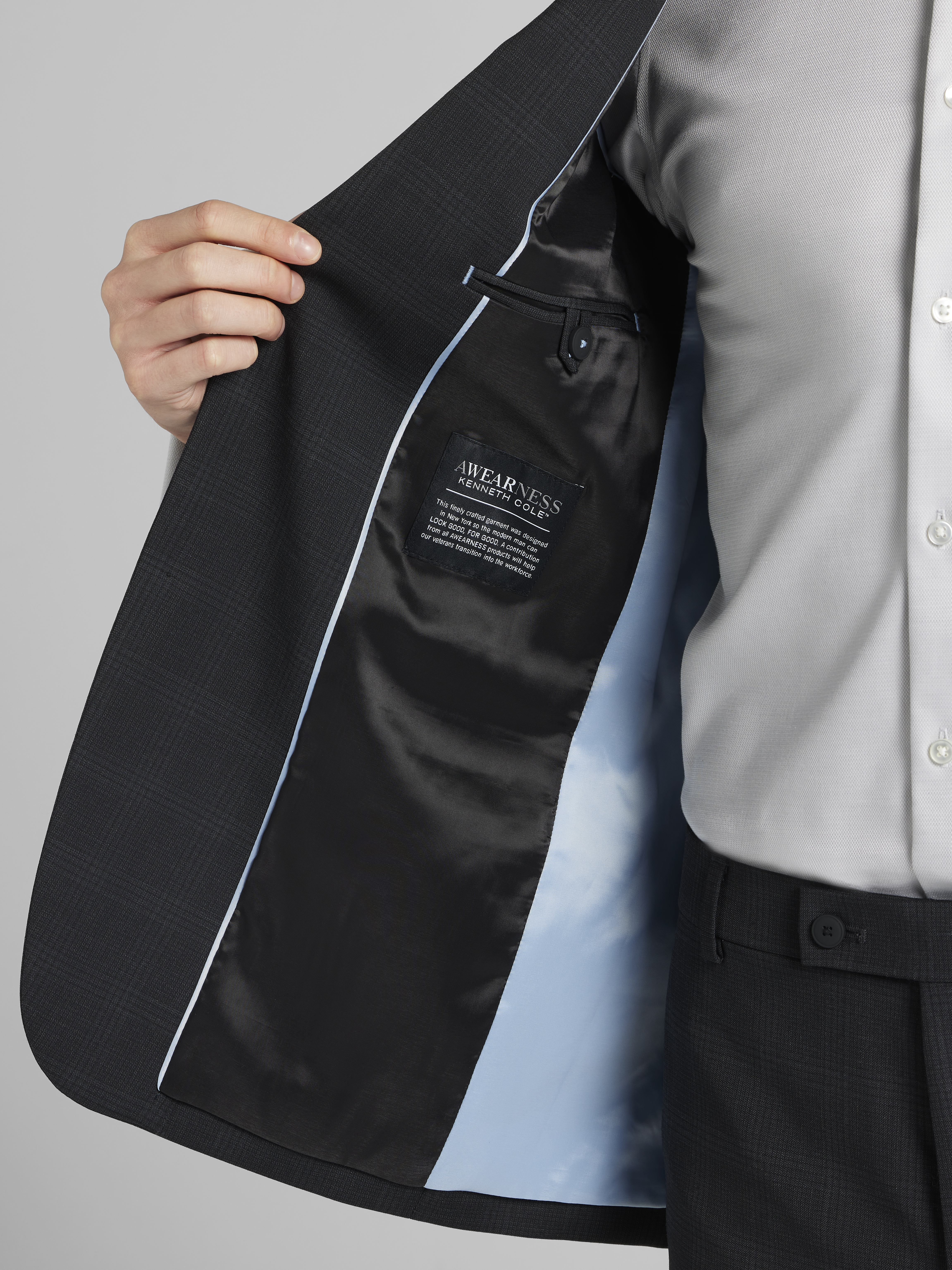 Modern Fit Plaid Suit