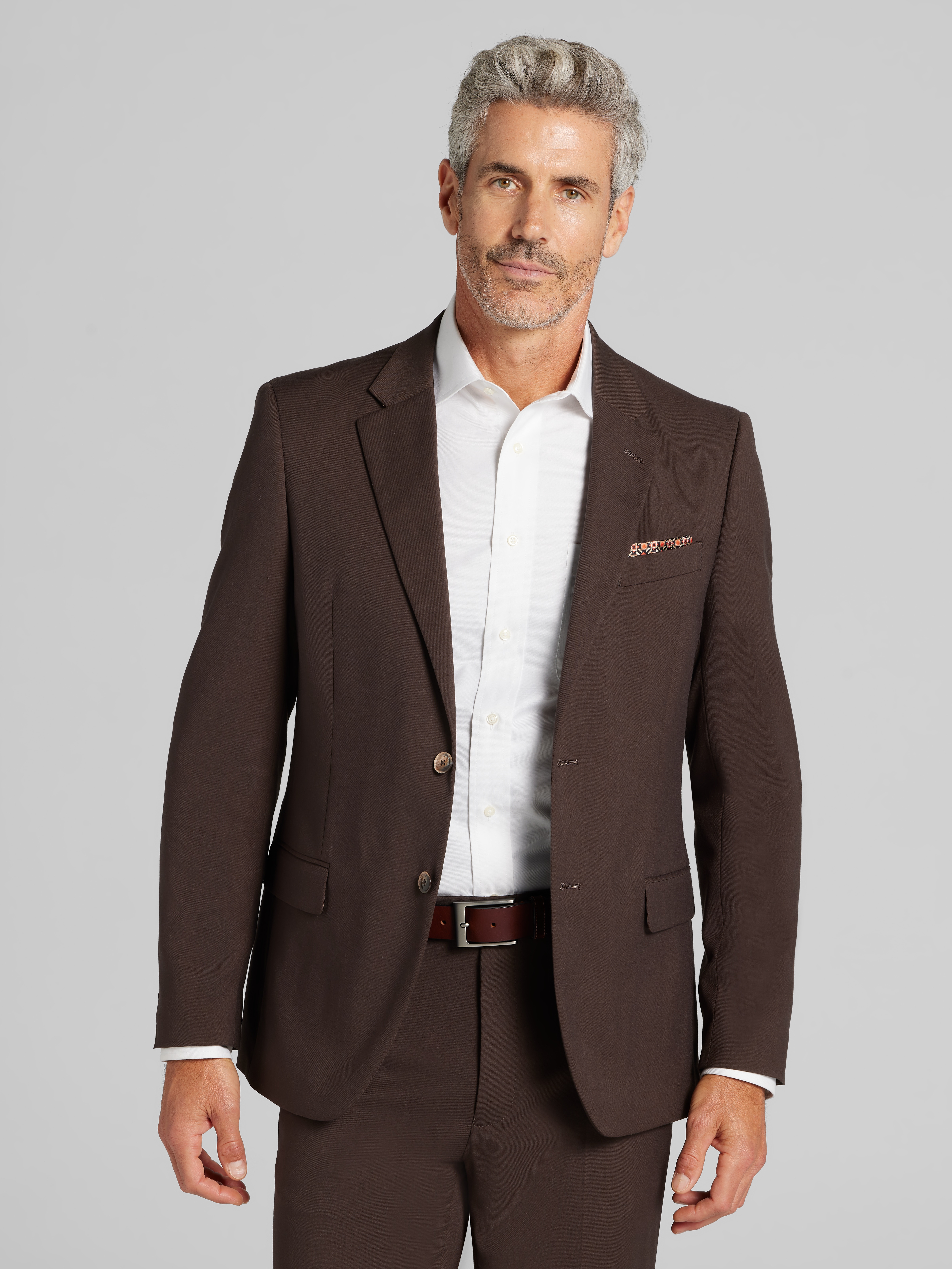 Modern Fit Solid Suit