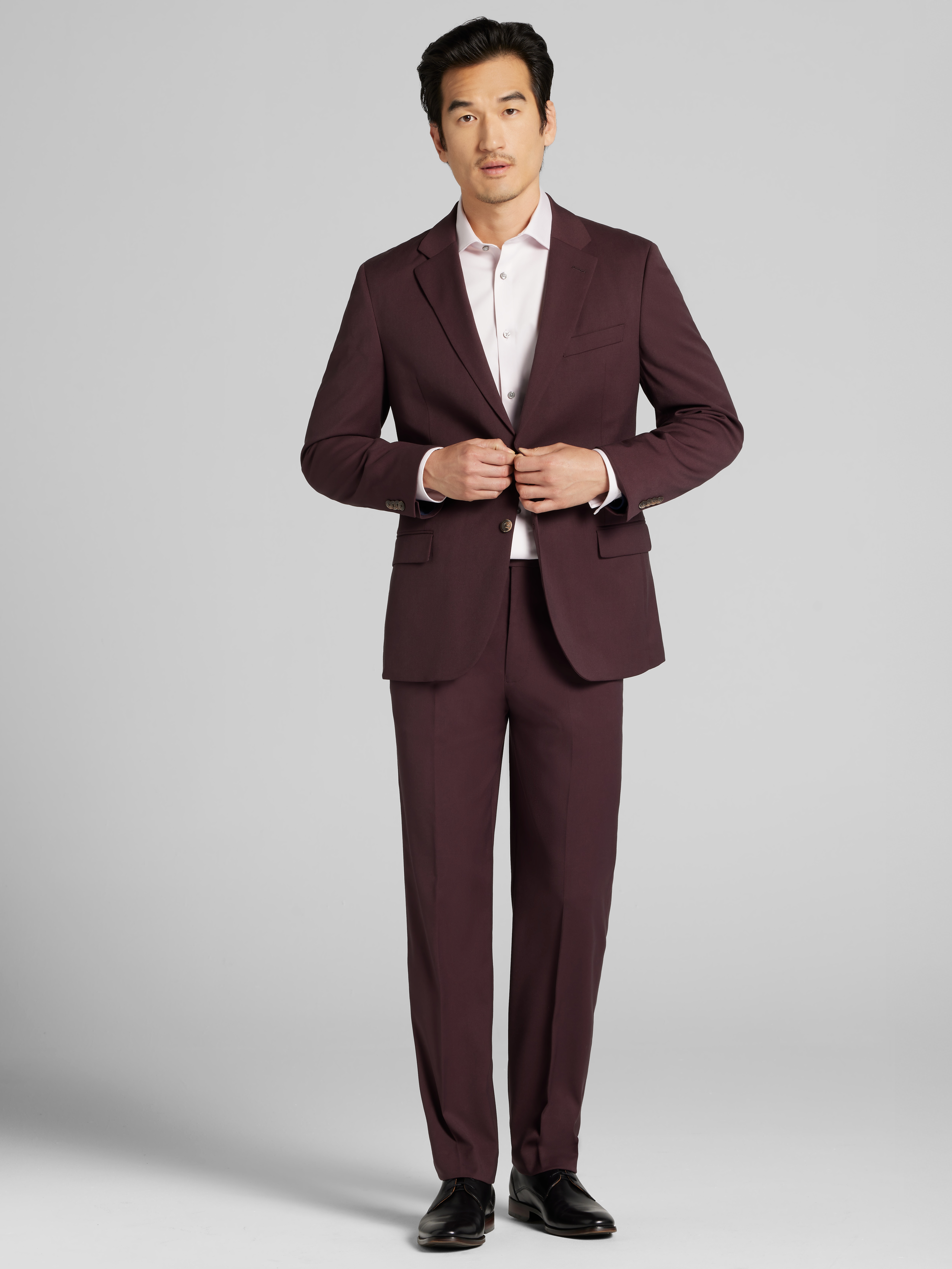 Modern Fit Solid Suit