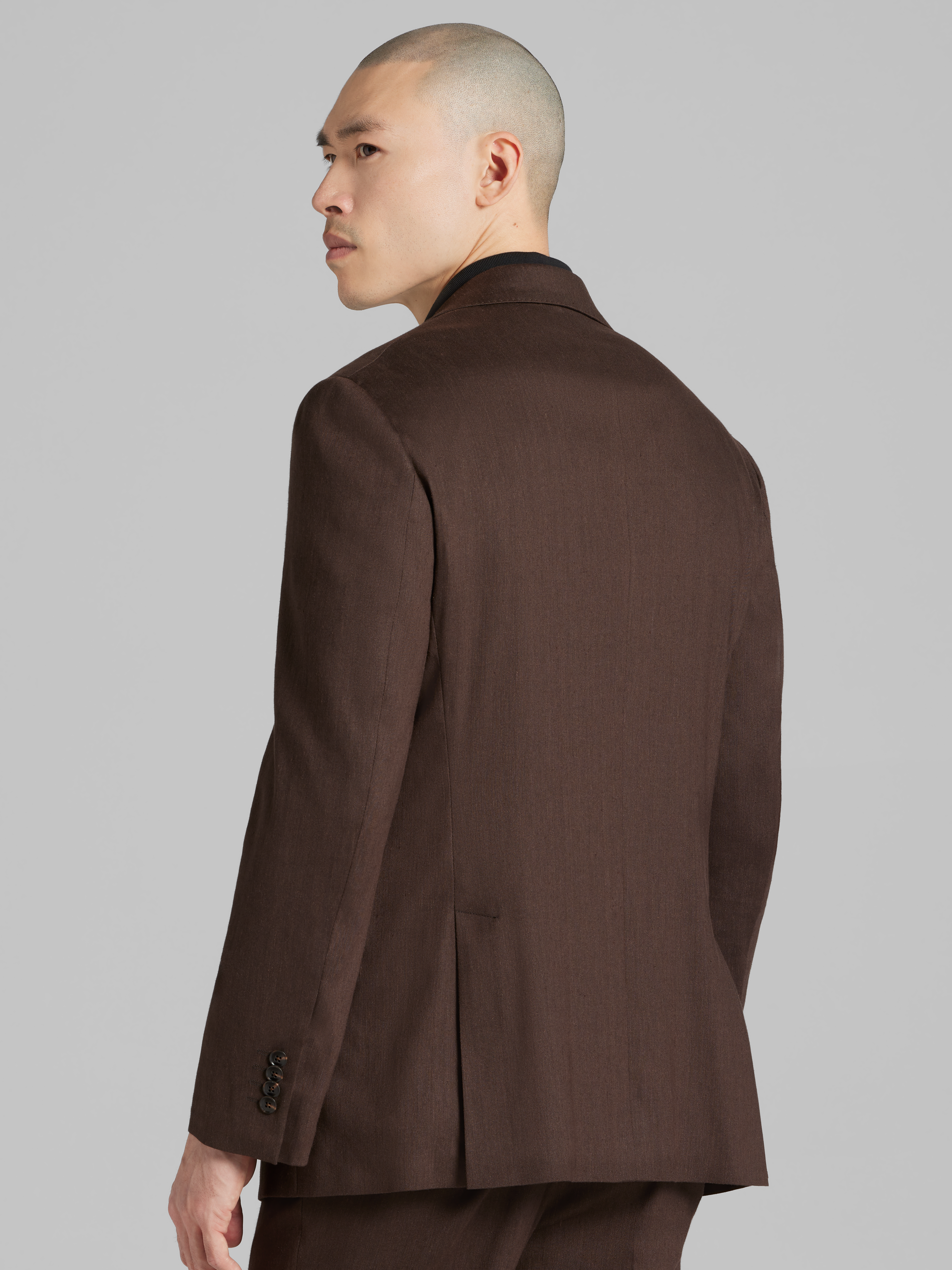 Modern Fit Performance Linen Blend Suit