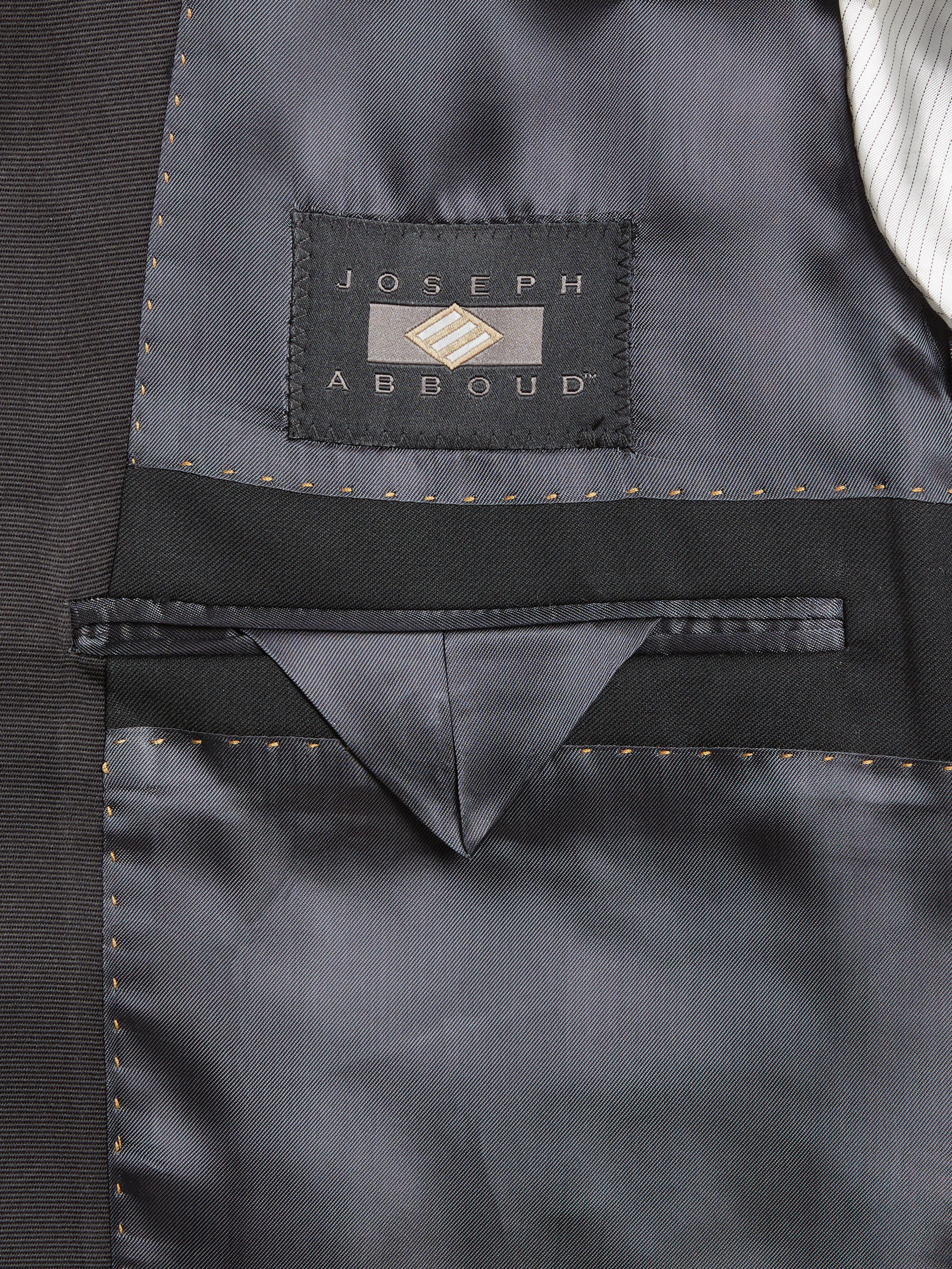 Modern Fit Wool Notch Lapel Tuxedo Jacket