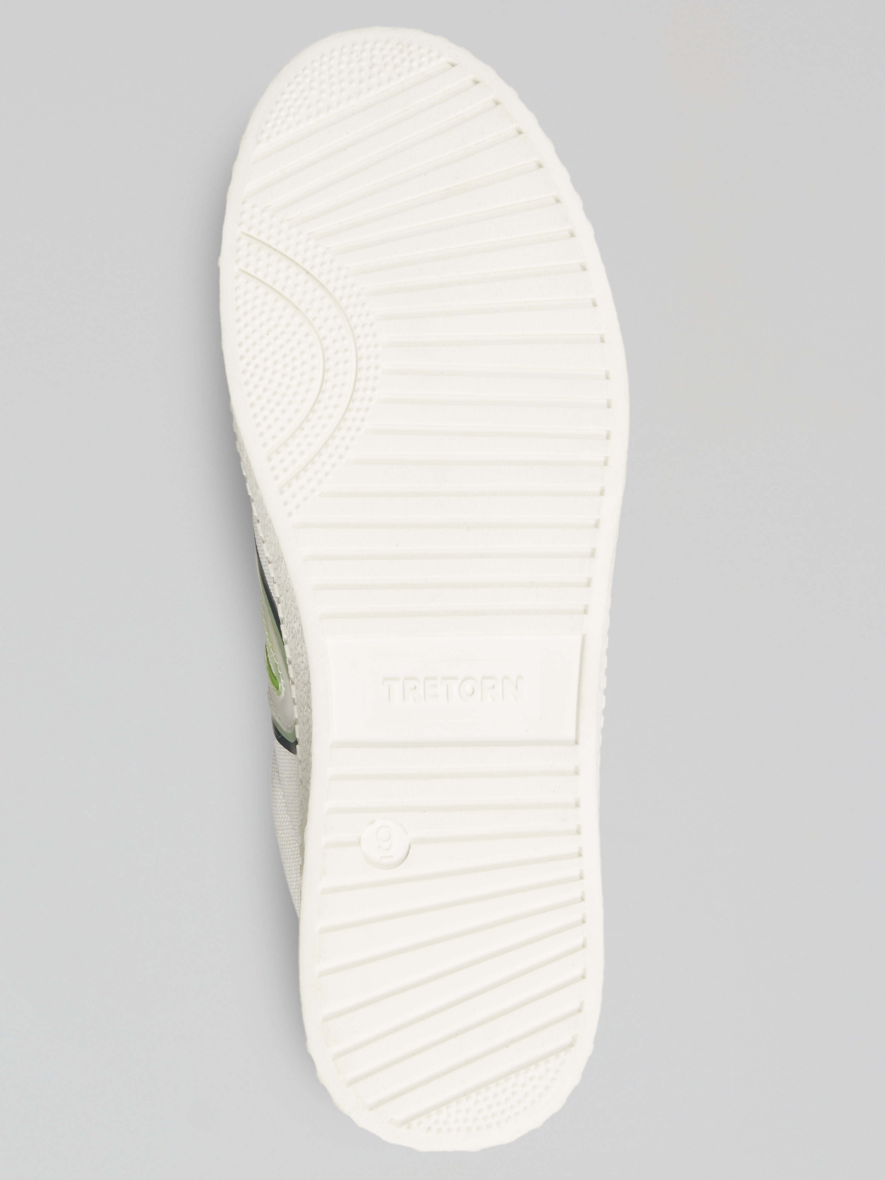 Nylite Canvas Sneakers