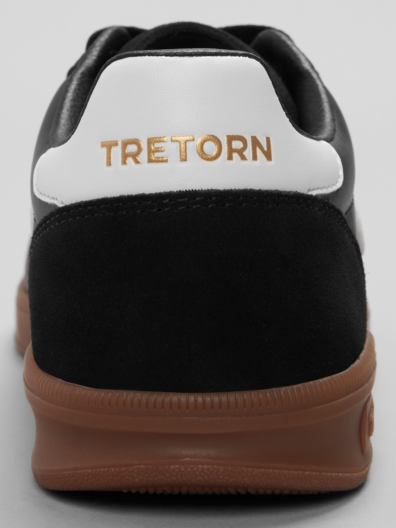 Skylar T-Toe Sneaker