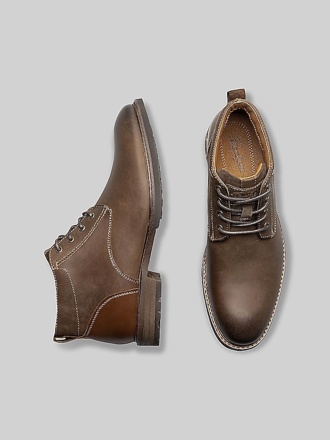Florsheim Lodge Leather Chukka Boots