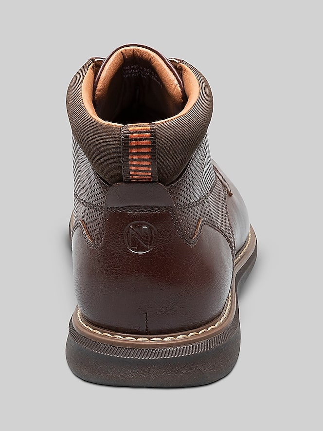 Nunn Bush Chase Plain Toe Chukka Boots