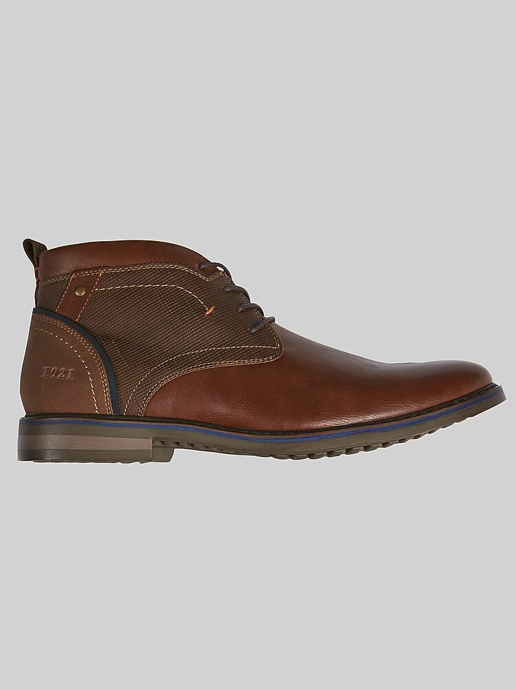 Freeman Brent Plain Toe Chukka Boots, Tan | Boots | Men display picture 1