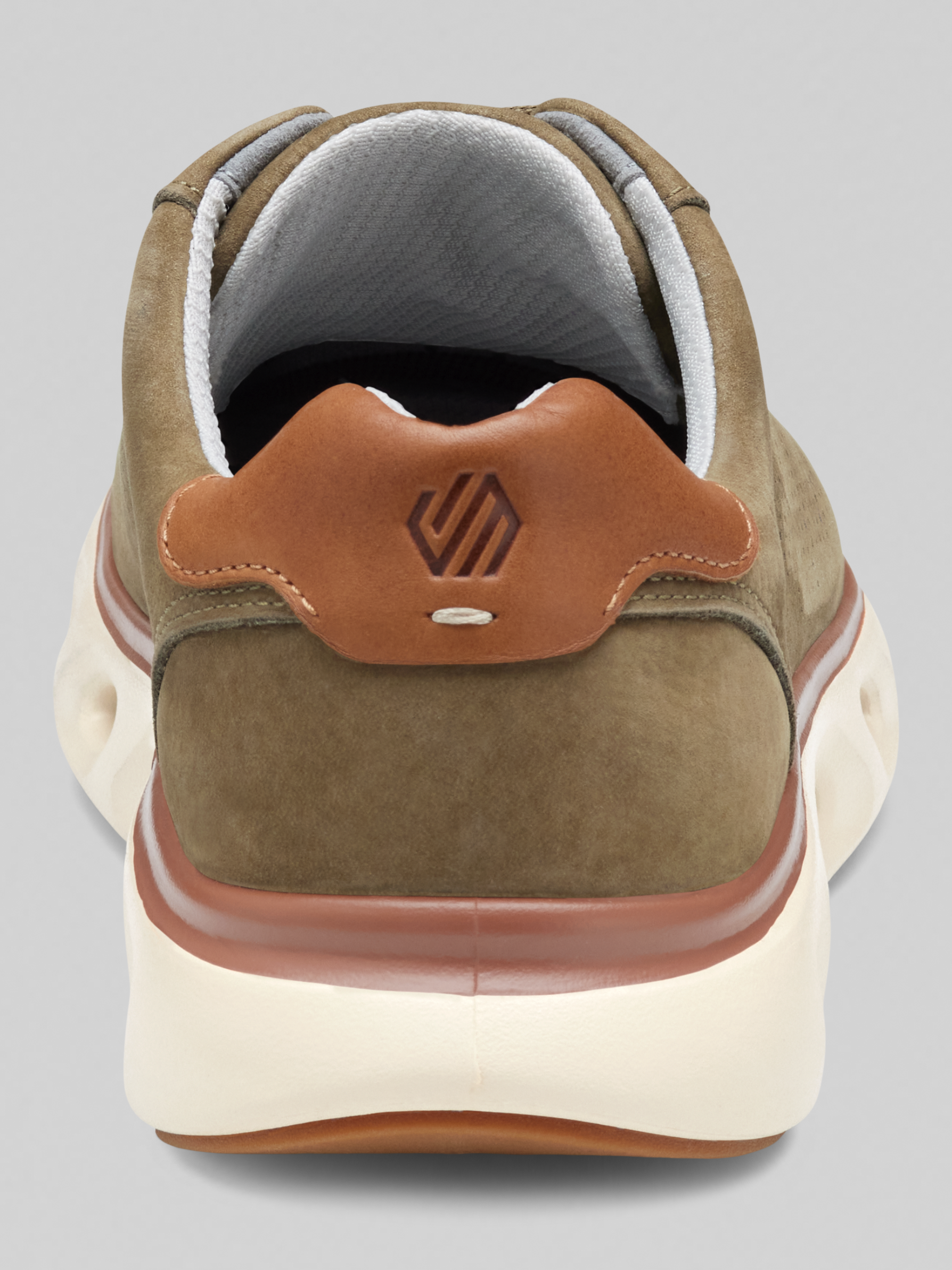 Reactivate U-Throat Nubuck Leather Lace-Up Sneakers