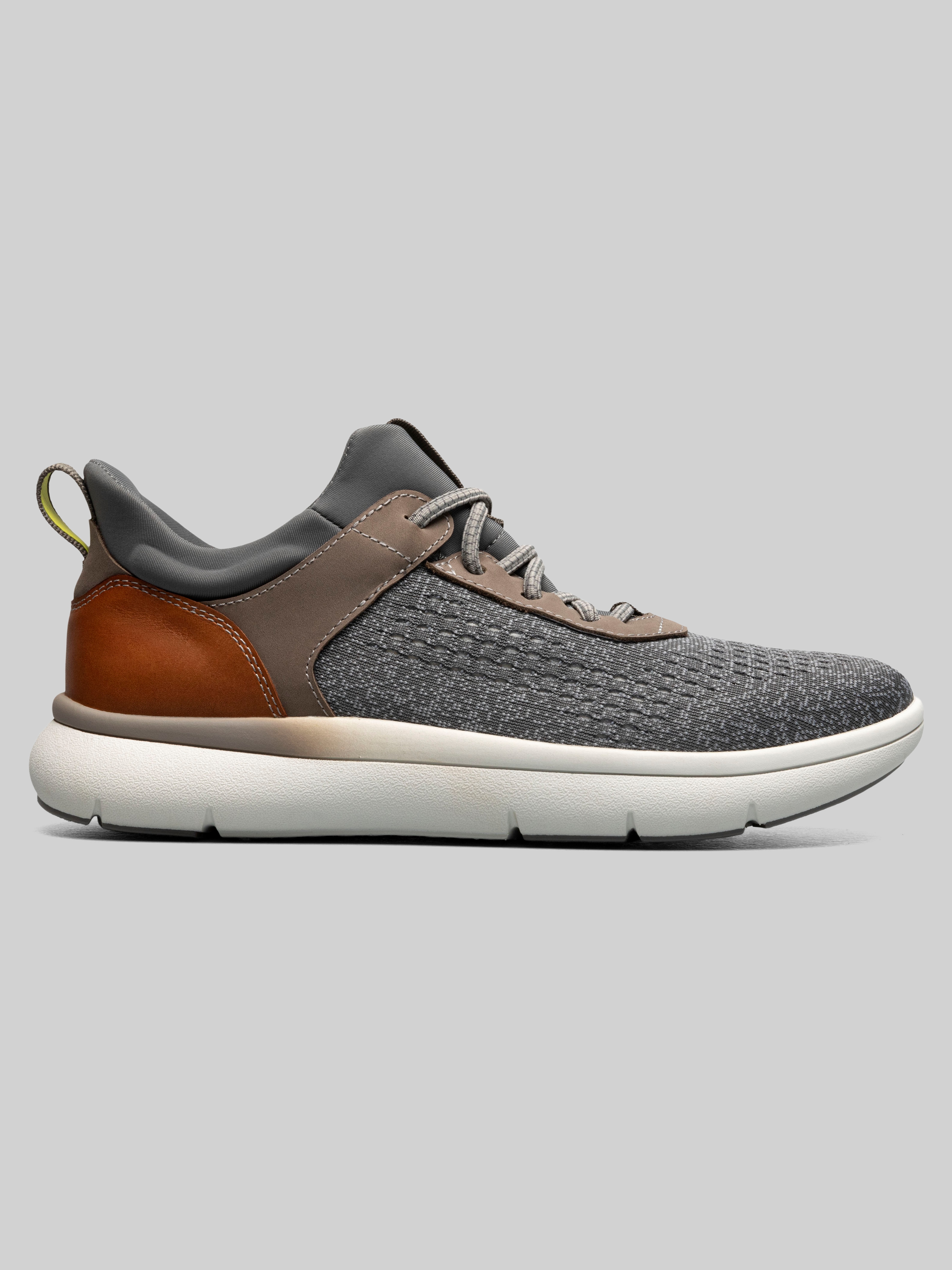Fleet Knit Elastic Lace Sneakers