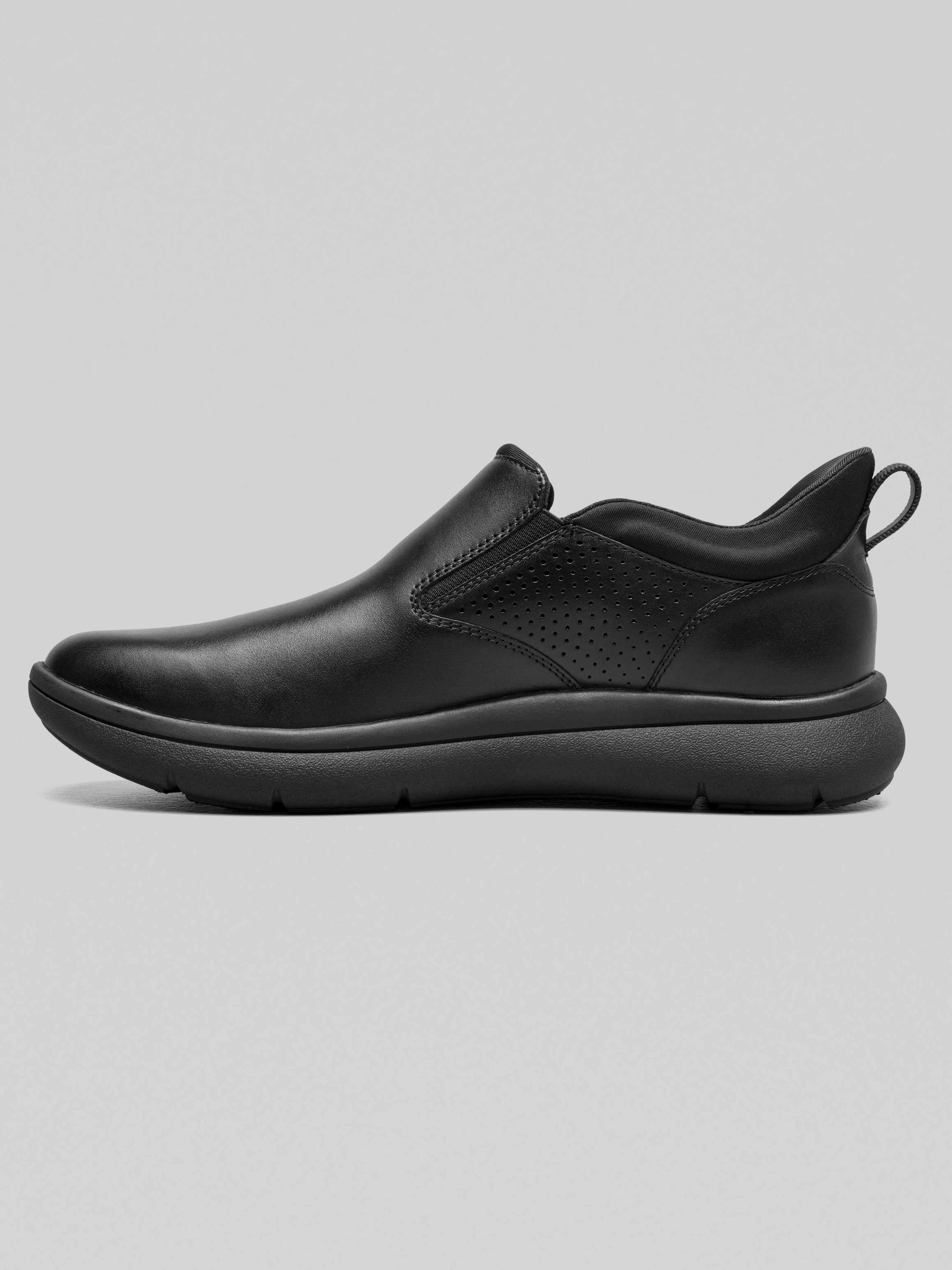 Fleet Plain Toe Slip-On Sneakers