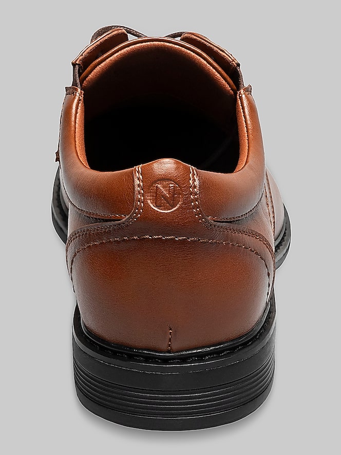 Nunn Bush Stark Leather Cap Toe Oxfords