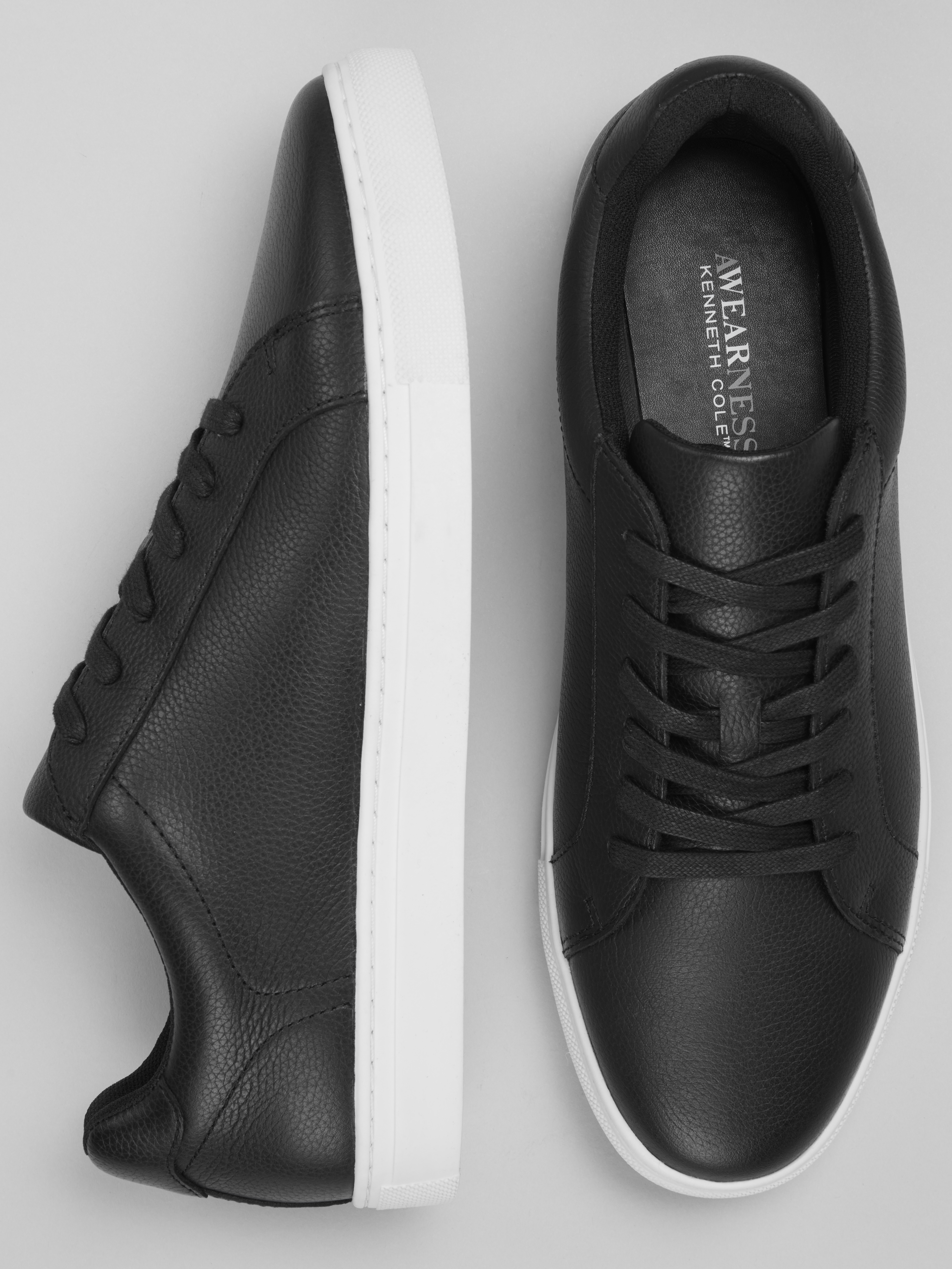 Pebble Grain Sneakers