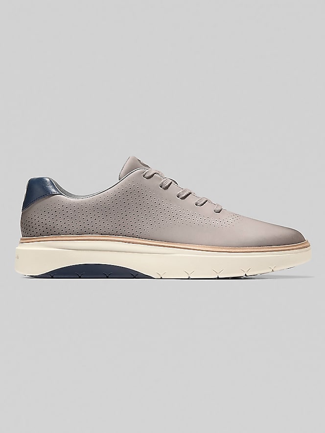 【Cole Haan】Men's GrandPro FeatherArc Laser Sneakers Amazon.com | Cole Haan Men's Grandpro Featherarc Laser