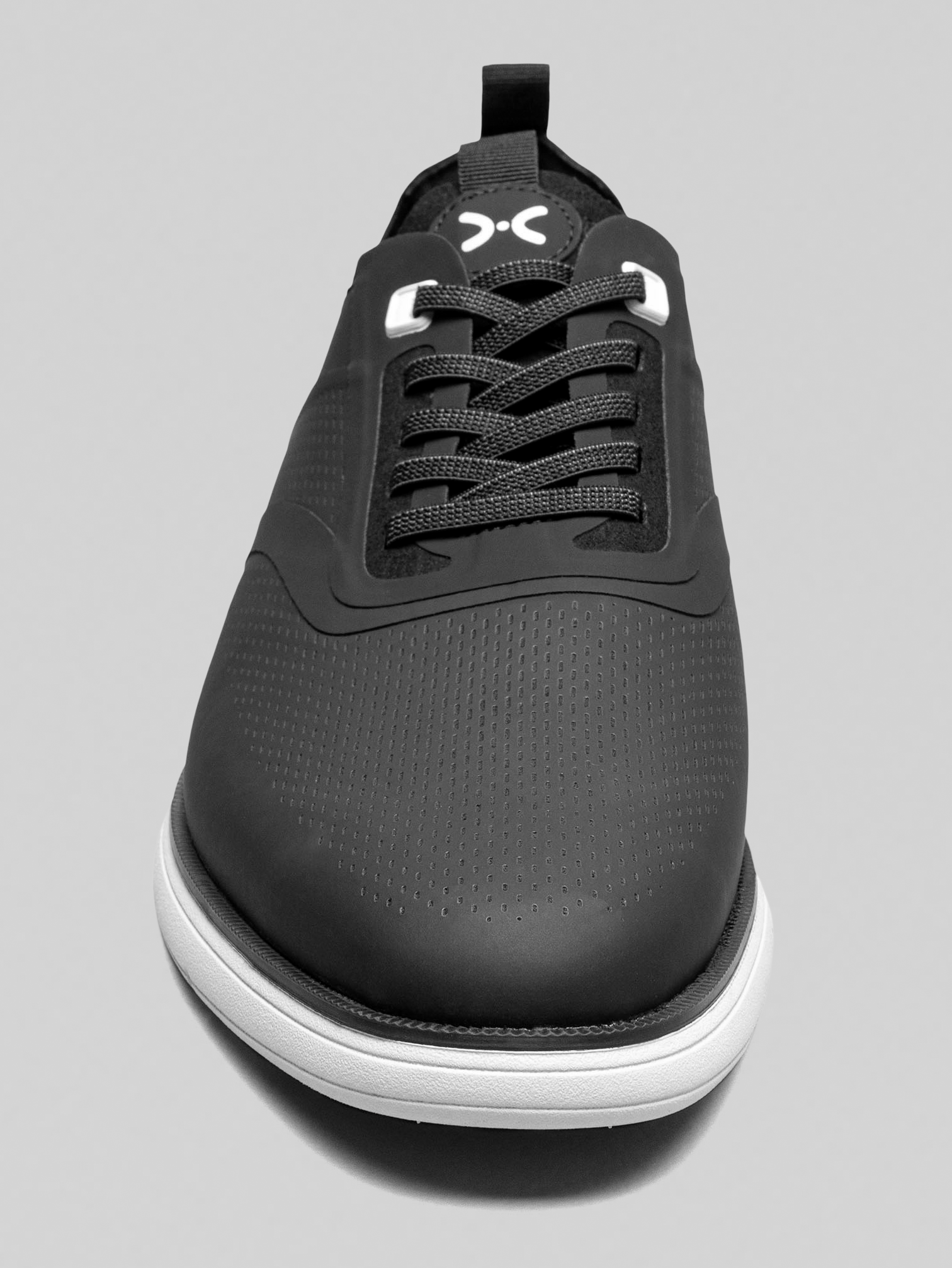Everidge Plain Toe Elastic Lace Sneakers