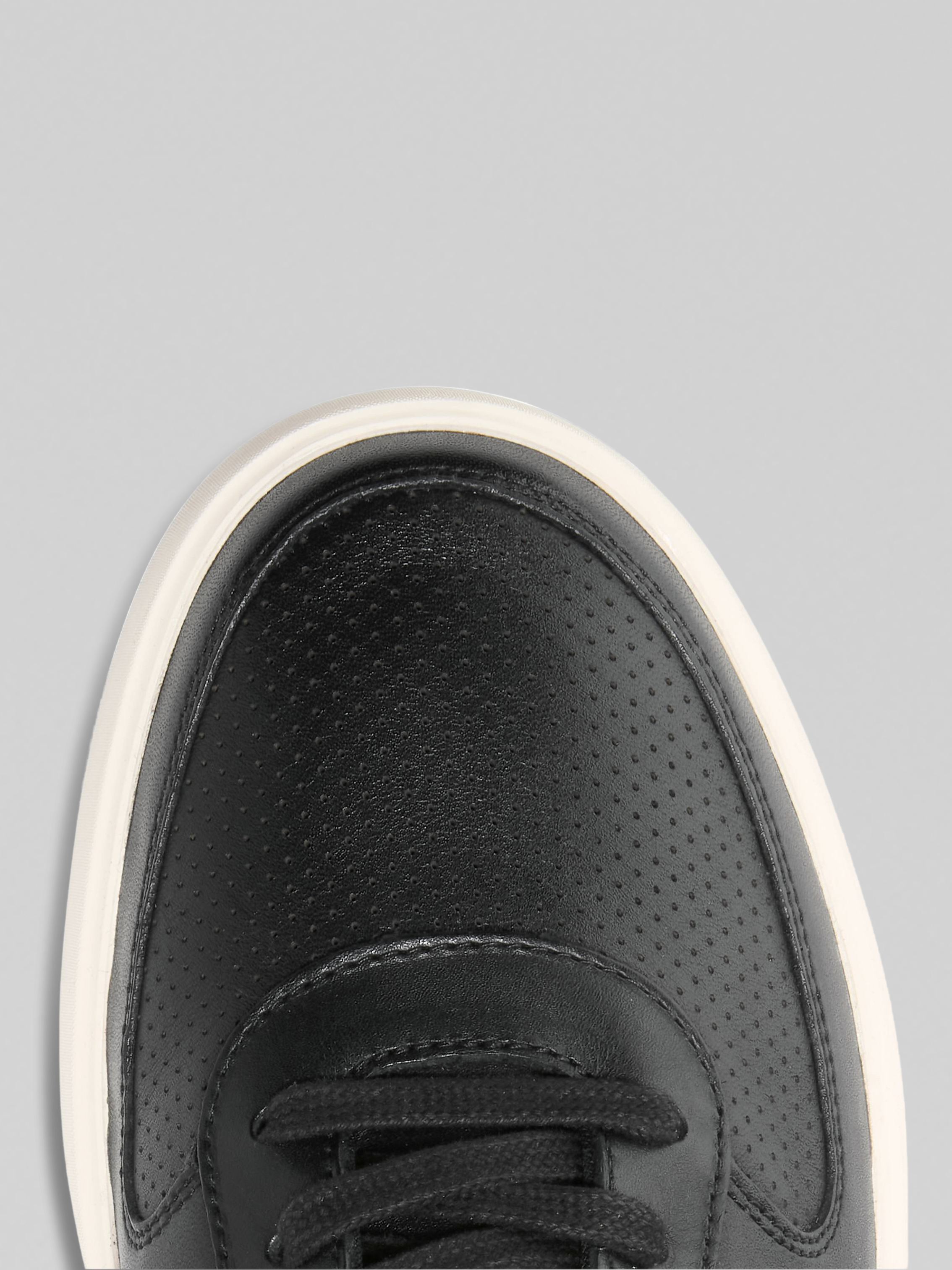 Grand Crosscourt Daily Court Sneakers