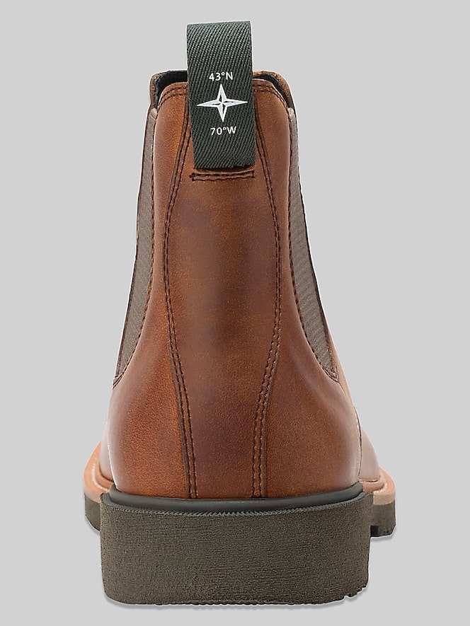 Eastland Chimney Pond Leather Plain Toe Chelsea Boots