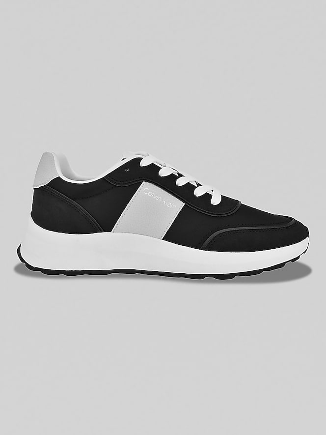   カルバン・クラインCobee Lace-Up Casual Sneakers Amazon.com | Calvin Klein Women's Cobee Sneaker, Black 001