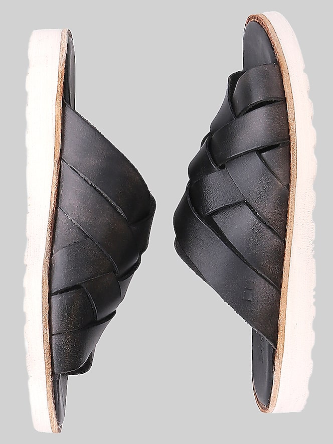 Bedstu Abraham Slide Sandals