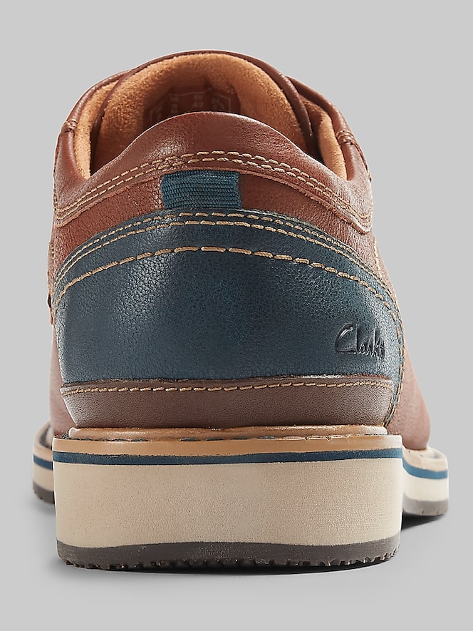 Clarks Monahan Plain Toe Oxfords