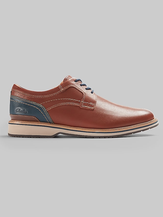 Clarks Monahan Plain Toe Oxfords
