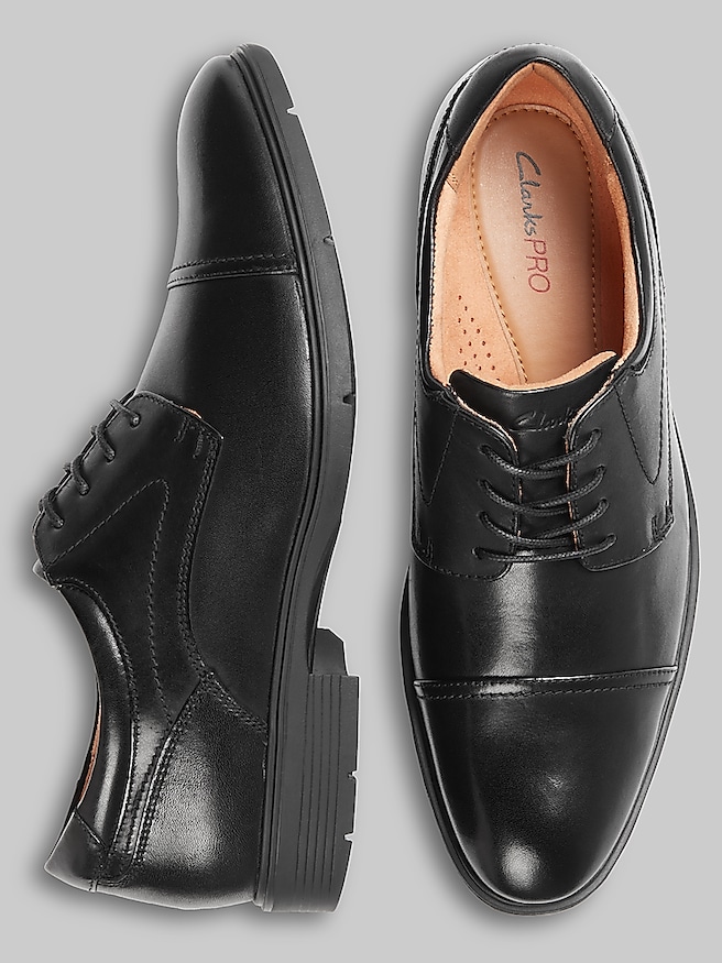 Clarks Men's Eldredge Cap Toe Oxfords , Black