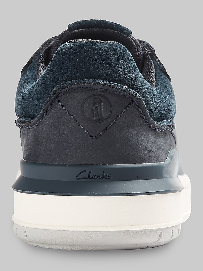 Clarks Courtlite 2 Run Plain Toe Sneakers