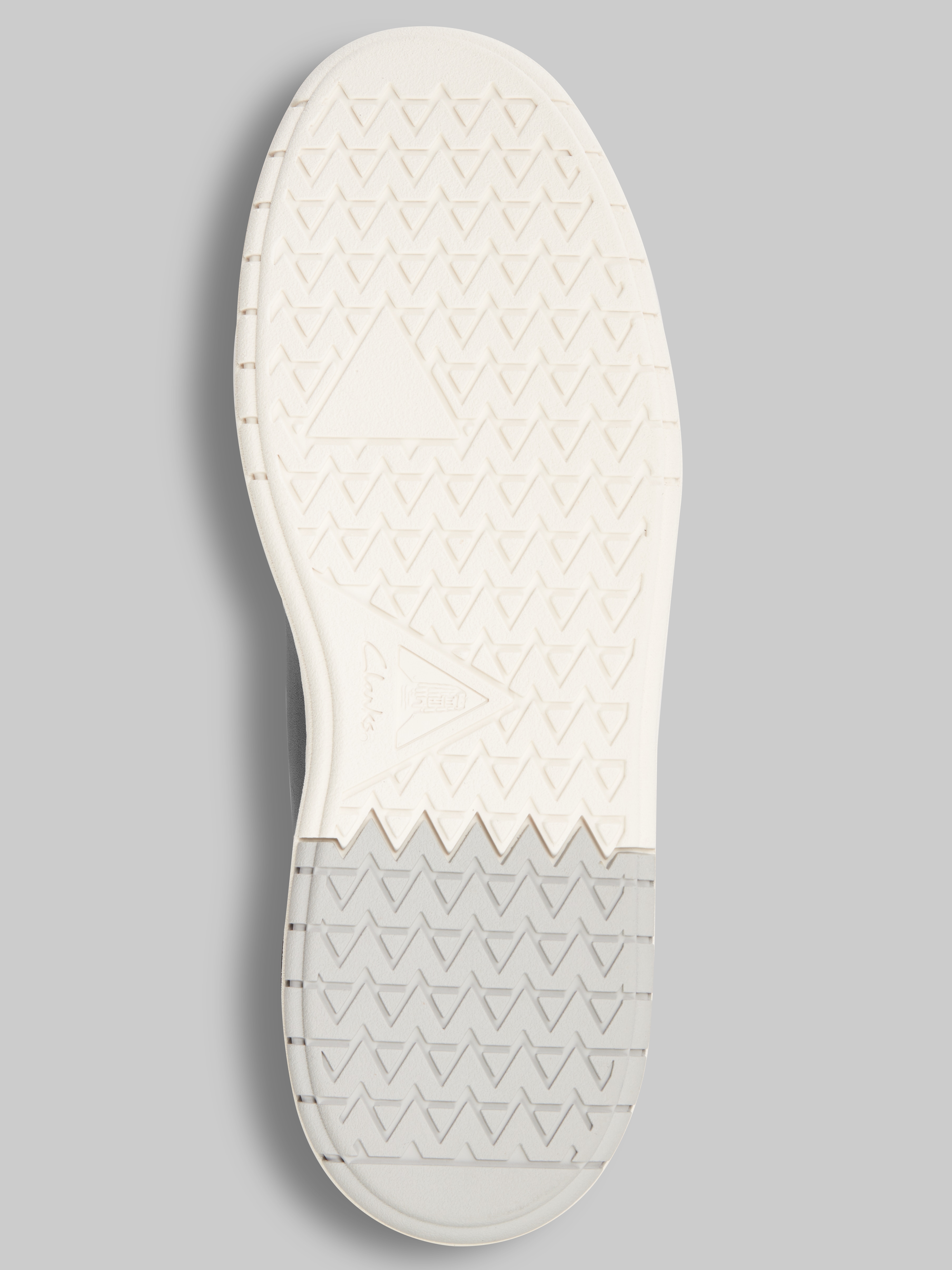 Courtlite 2 Run Plain Toe Sneakers